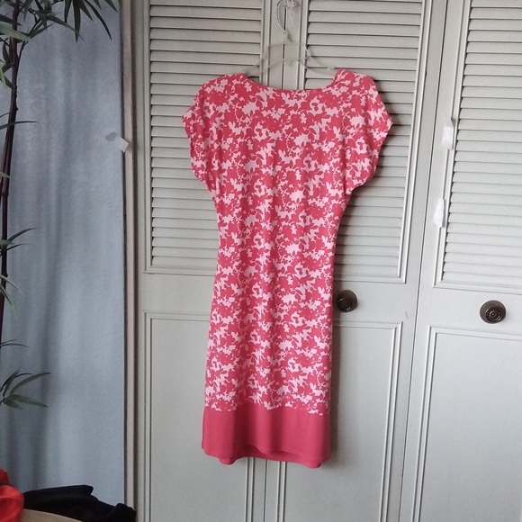 Unworn Ny and C coral/wht dress - Picture 2 of 11